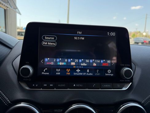 Used 2025 Nissan Sentra SV image 10