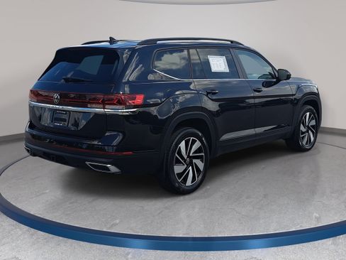 Used 2024 Volkswagen Atlas SE FWD image 5