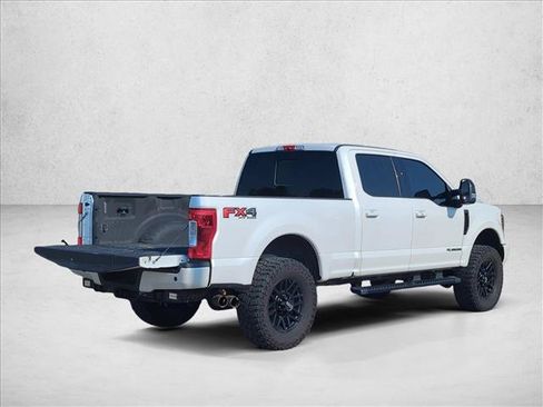 Used 2019 Ford F250 Lariat w/ Lariat Ultimate Package AWD/4WD image 6