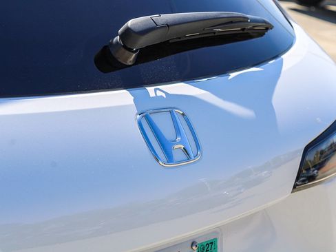 Certified 2026 Honda HR-V Sport image 11