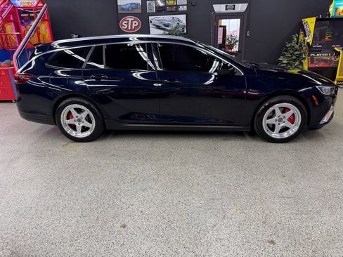 Used 2020 Buick Regal Preferred AWD/4WD image 6