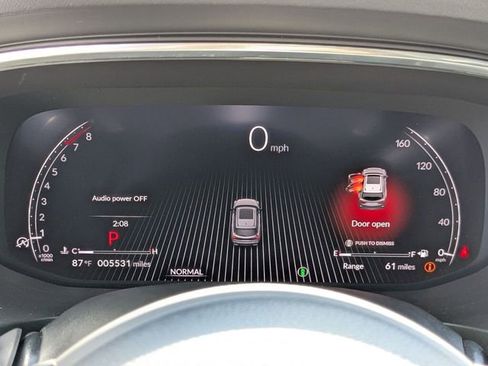 Certified 2025 Acura MDX FWD w/ Technology Package image 22