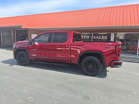 Used 2024 GMC Sierra 1500 Elevation w/ X31 Off-Road Package AWD/4WD image 6