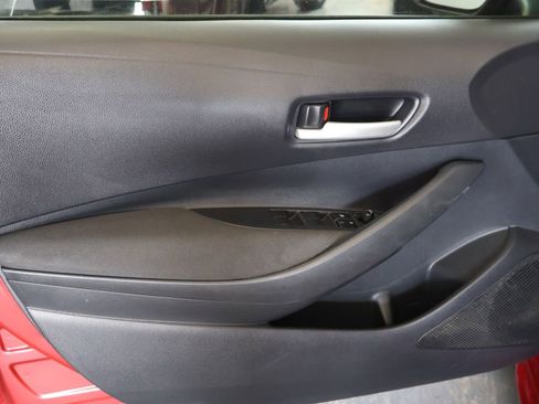 Used 2021 Toyota Corolla LE FWD image 16