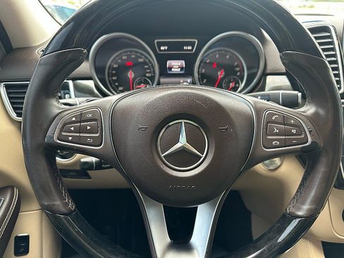 Used 2018 Mercedes-Benz GLE 350 w/ Premium 1 Package image 15