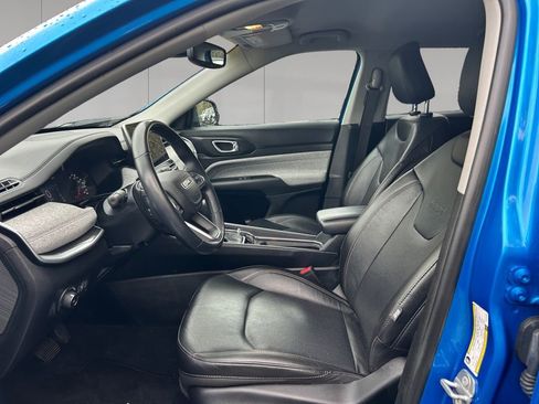 Used 2022 Jeep Compass Latitude AWD/4WD image 10