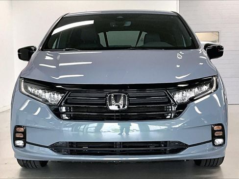 Used 2024 Honda Odyssey Sport image 6