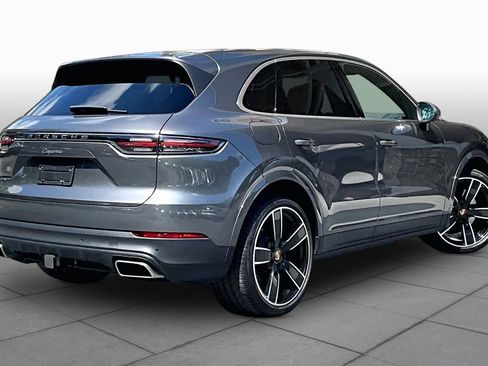 Used 2023 Porsche Cayenne Platinum Edition AWD/4WD image 12