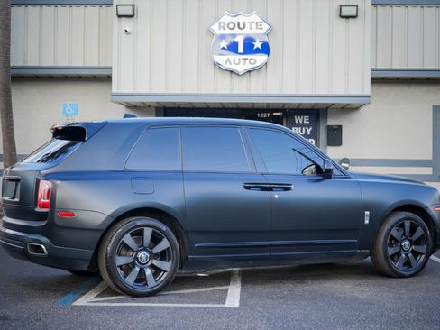 Used 2020 Rolls-Royce Cullinan AWD/4WD image 5