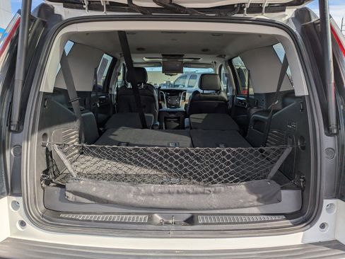 Used 2020 Cadillac Escalade Premium Luxury image 40