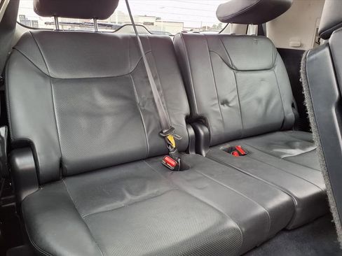 Used 2020 Lexus LX 570 4WD w/ 3rd Row & Luxury Pkg image 22