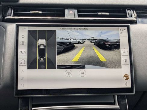 Used 2025 Land Rover Range Rover Velar Dynamic SE AWD/4WD image 31