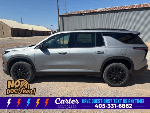 New 2026 Chevrolet Traverse LT w/ Midnight/Sport Edition FWD image 17