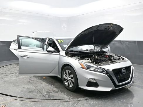 Used 2021 Nissan Altima 2.5 S image 35