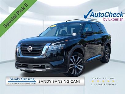 Used 2024 Nissan Pathfinder Platinum w/ Cargo Package