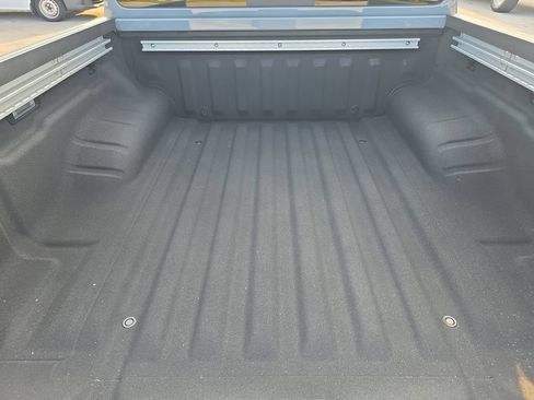 New 2026 Nissan Frontier SV w/ SV Convenience Package RWD image 11