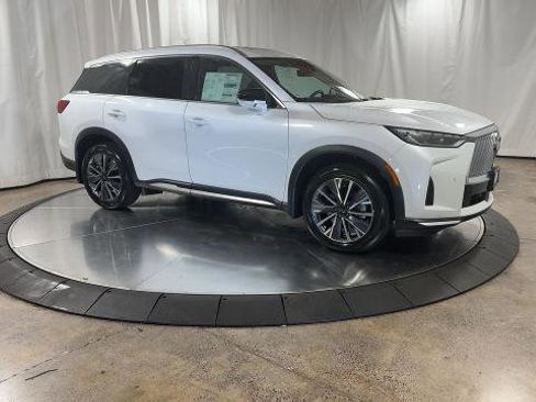 Certified 2026 INFINITI QX60 Luxe w/ Cargo Package image 3