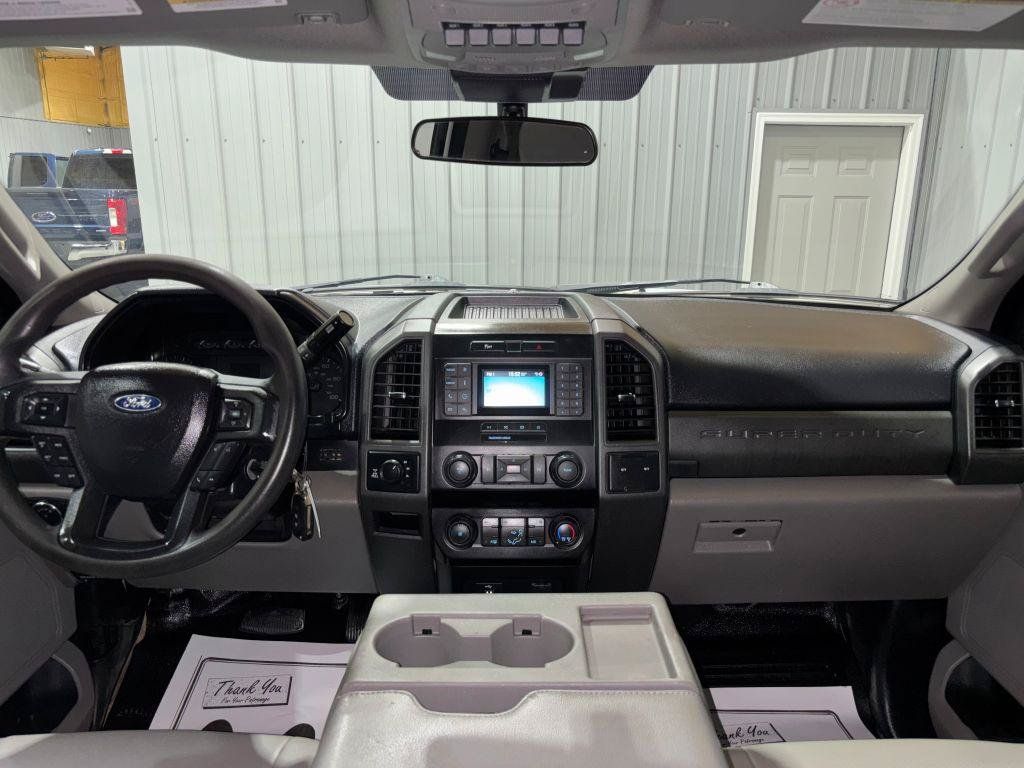 Used 2021 Ford F250 XL w/ Power Equipment Group AWD/4WD image 17