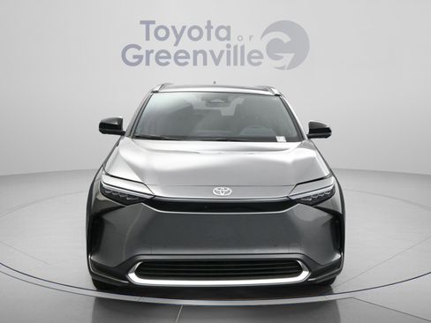 Used 2024 Toyota bZ4X AWD w/ Weather Package image 41