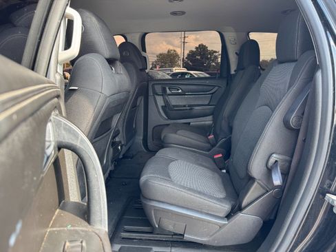 Used 2017 Chevrolet Traverse LT w/ Graphite Special Edition FWD image 16