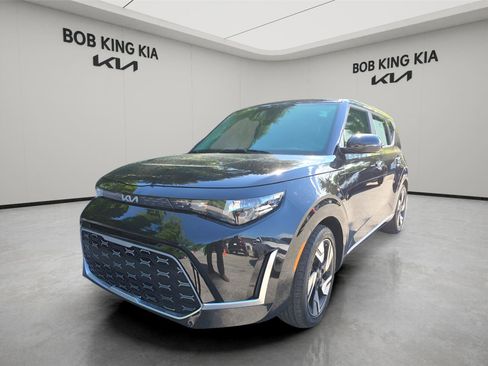 Used 2024 Kia Soul GT-Line FWD image 1