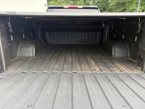 Used 2025 Chevrolet Silverado 1500 Custom RWD image 14