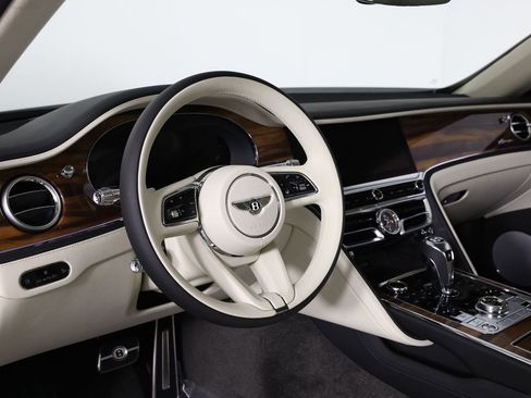 New 2026 Bentley Flying Spur Plug-In Hybrid image 19