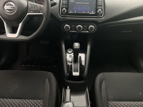 Used 2020 Nissan Versa S FWD image 13