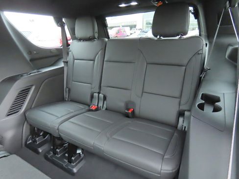Used 2023 Chevrolet Tahoe LT RWD image 21