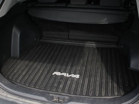 Used 2023 Toyota RAV4 LE AWD/4WD image 8