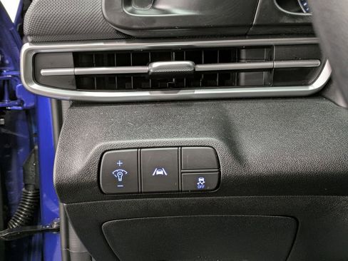Certified 2023 Hyundai Elantra SEL FWD image 21