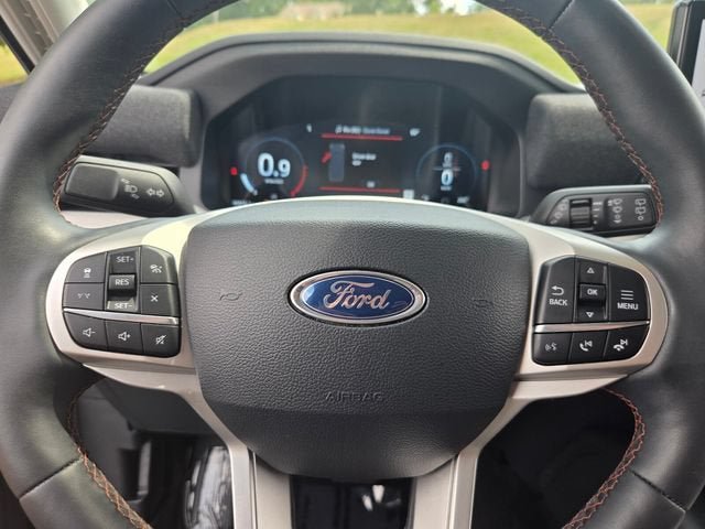 Used 2025 Ford Explorer Active w/ Active Comfort Package AWD/4WD image 26