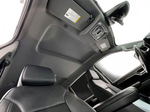 Used 2024 Chevrolet Silverado 2500 LTZ w/ LTZ Convenience Package image 23