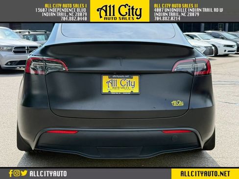 Used 2022 Tesla Model Y Performance AWD/4WD image 6
