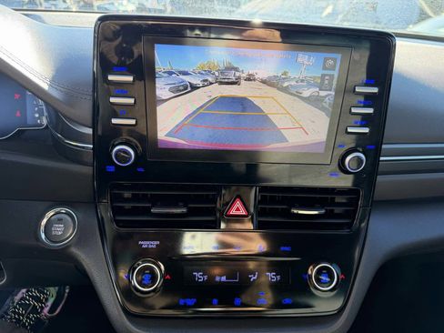 Used 2022 Hyundai Ioniq Blue image 24