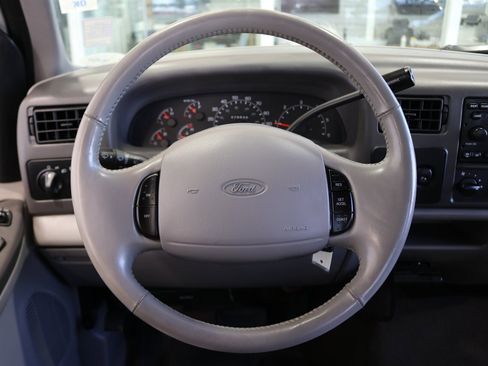 Used 2001 Ford F350 Lariat image 83