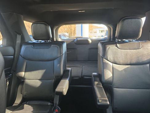 Certified 2020 Ford Explorer ST image 50