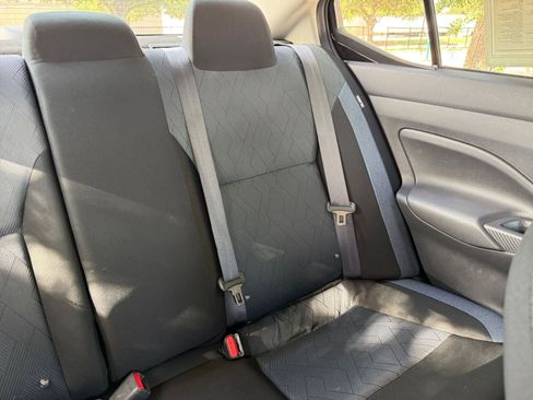 Used 2025 Nissan Versa SV FWD image 37