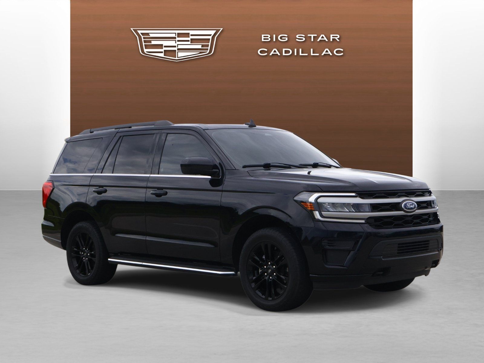 Used 2023 Ford Expedition XLT AWD/4WD image 7