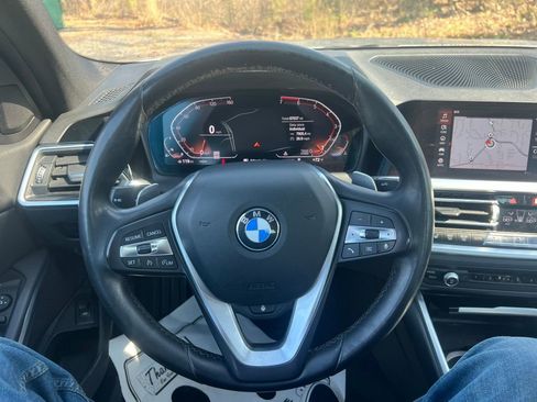 Used 2019 BMW 330i xDrive Sedan w/ Driving Assistance Package AWD/4WD image 24