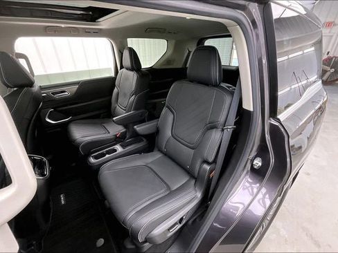 Certified 2025 INFINITI QX80 Luxe image 21