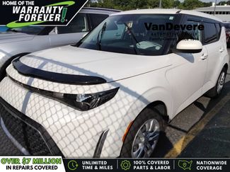 Used 2024 Kia Soul LX FWD video 1