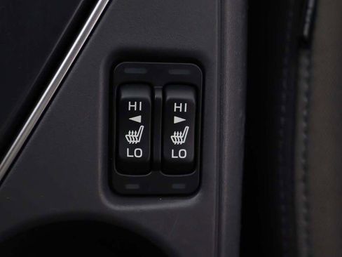 Used 2025 Subaru Crosstrek 2.0i Premium AWD/4WD image 47