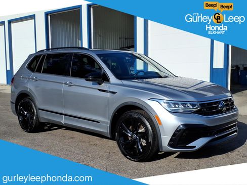 Used 2023 Volkswagen Tiguan SE R-Line FWD image 1