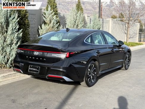 Used 2025 Hyundai Sonata SEL FWD image 9