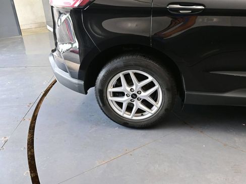Used 2024 Ford Edge SEL AWD/4WD image 23