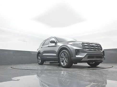 New 2026 Ford Explorer Active w/ Active Comfort Package image 32