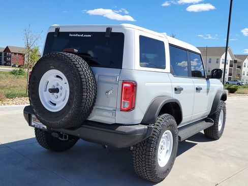 New 2026 Ford Bronco Heritage Edition image 3