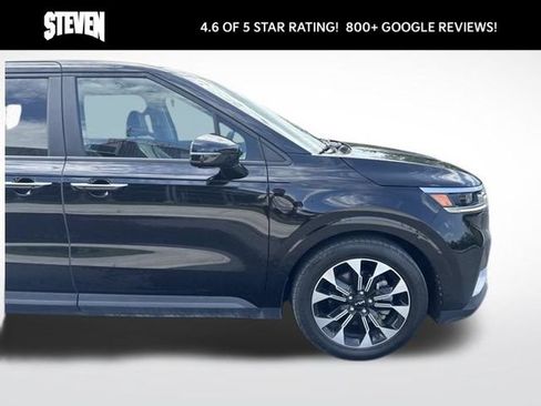 Used 2024 Kia Carnival EX FWD image 10