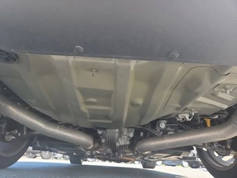 Used 2022 Dodge Challenger R/T Scat Pack RWD image 12